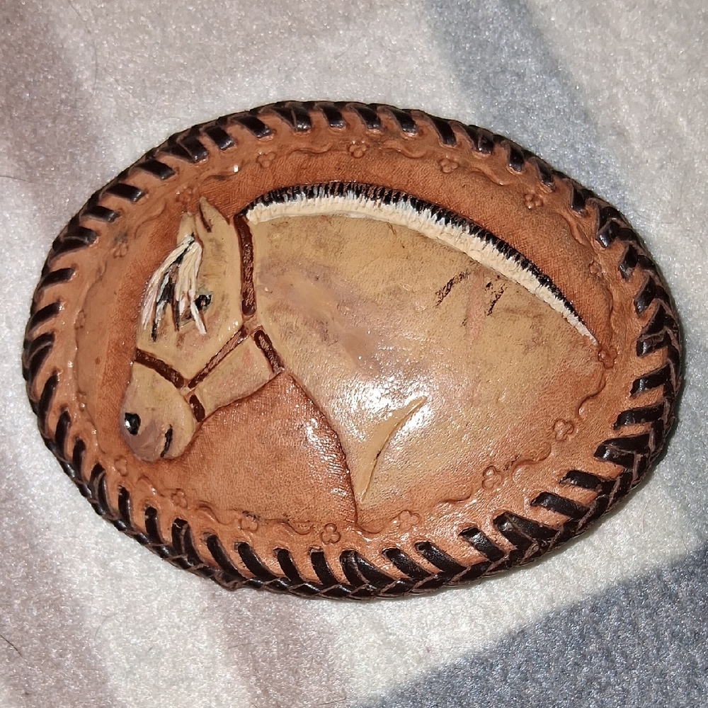 Brown Leather Horse Design Belt Buckle
